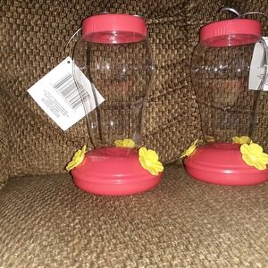 Plastic Hummingbird Feeders